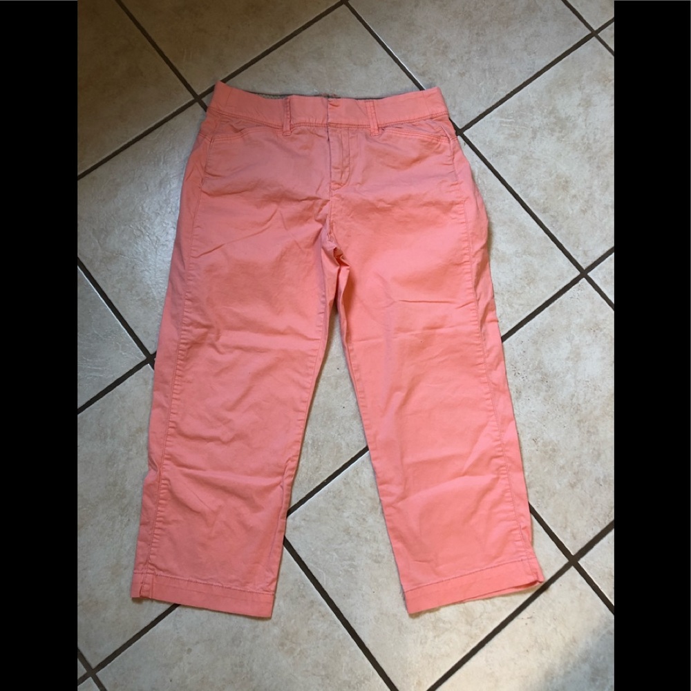 Jonathan Ross Capri Pants